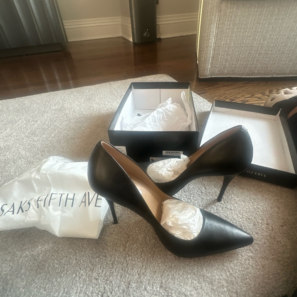 Saks Fifth Avenue Classic Black Pointed Heels